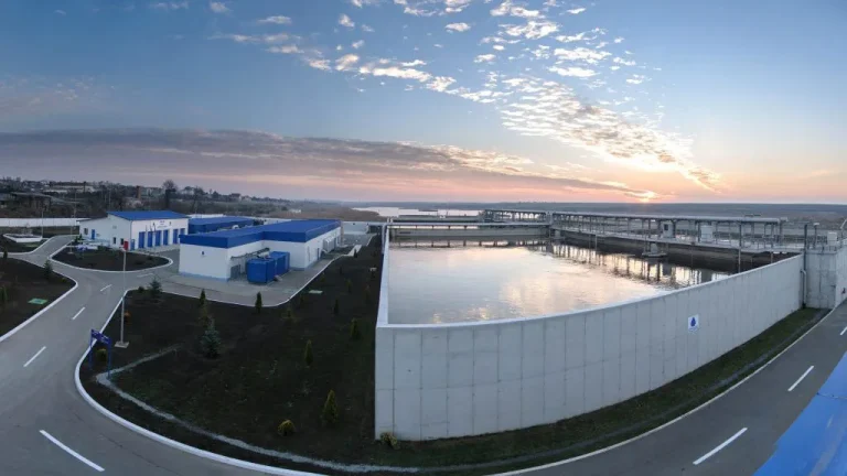 contact raja constanta